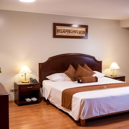 Hotel Britania San Borja Лима Екстериор снимка