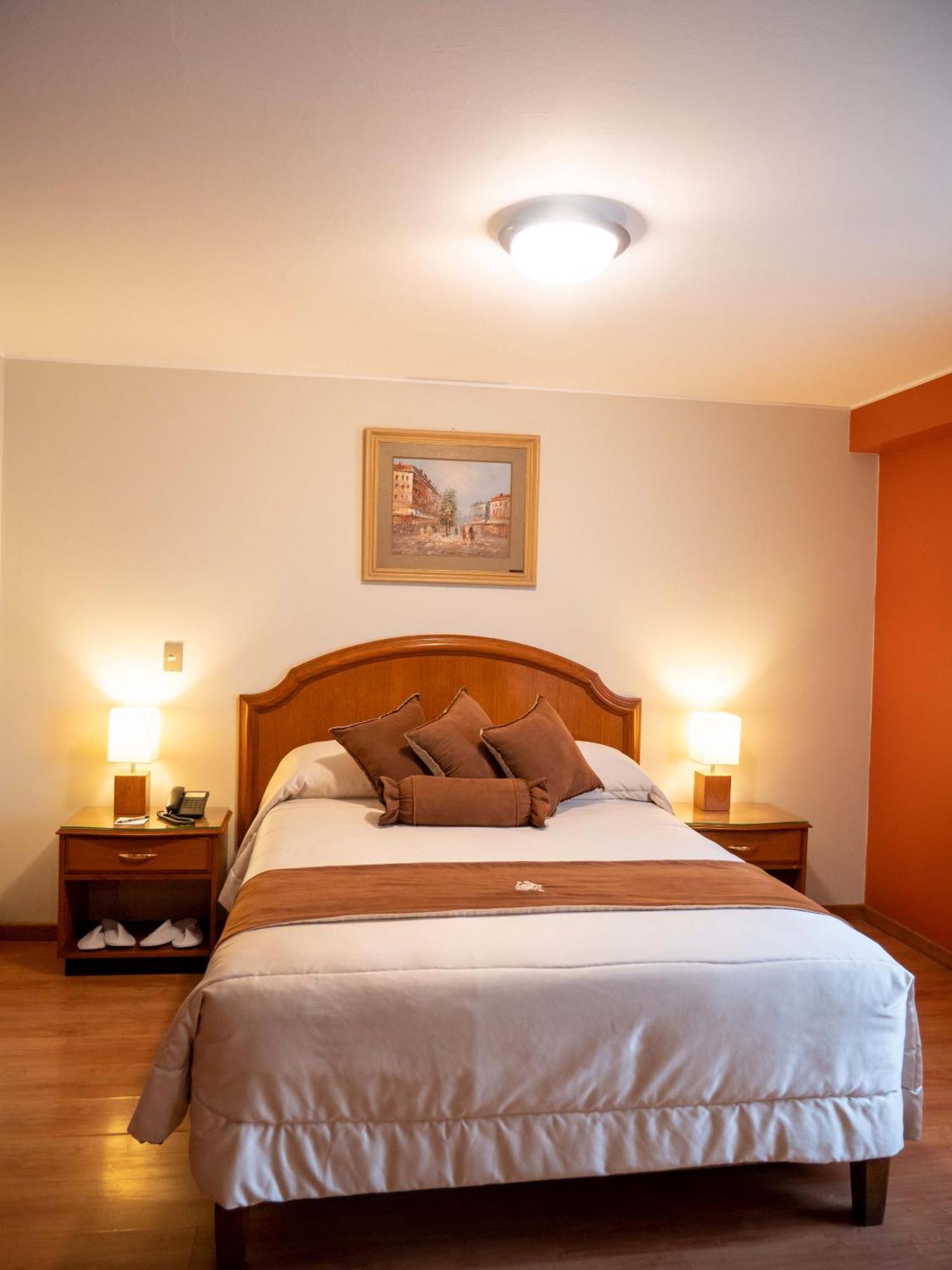 Hotel Britania San Borja Лима Екстериор снимка